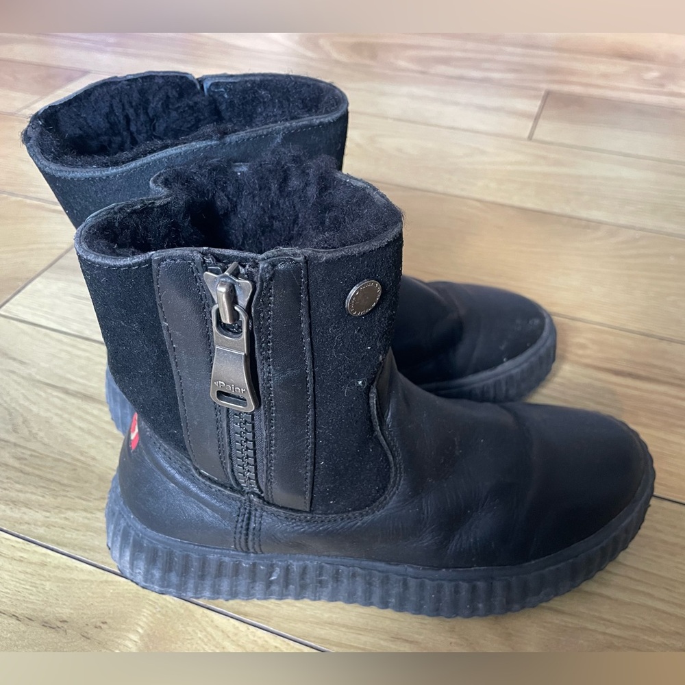 Pajar winter shearing waterproof Boots with Zipper